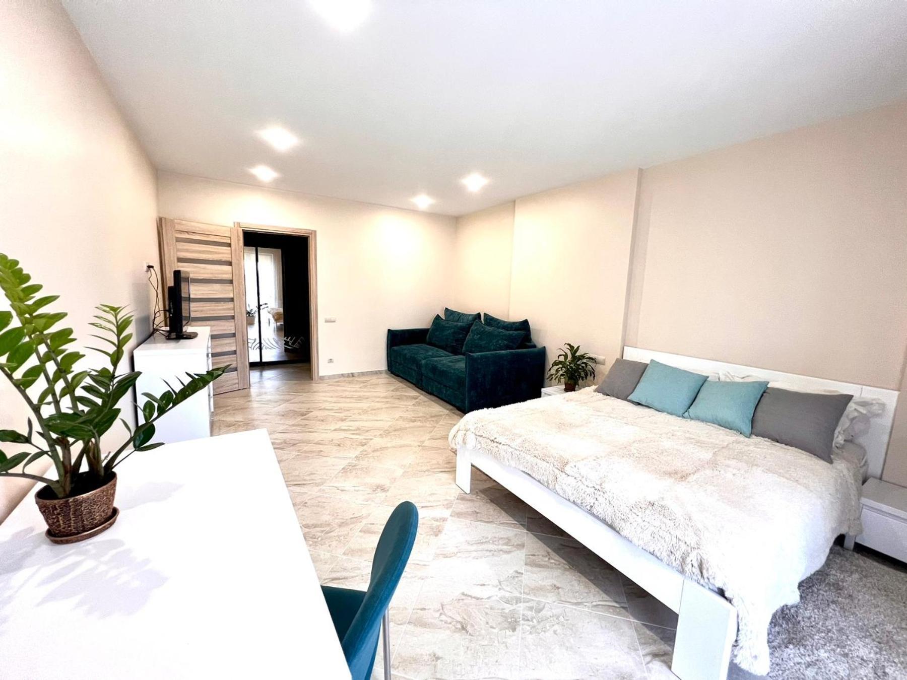Osapart Comfortable Apartment In A Complex Great Britain Leopoli Esterno foto